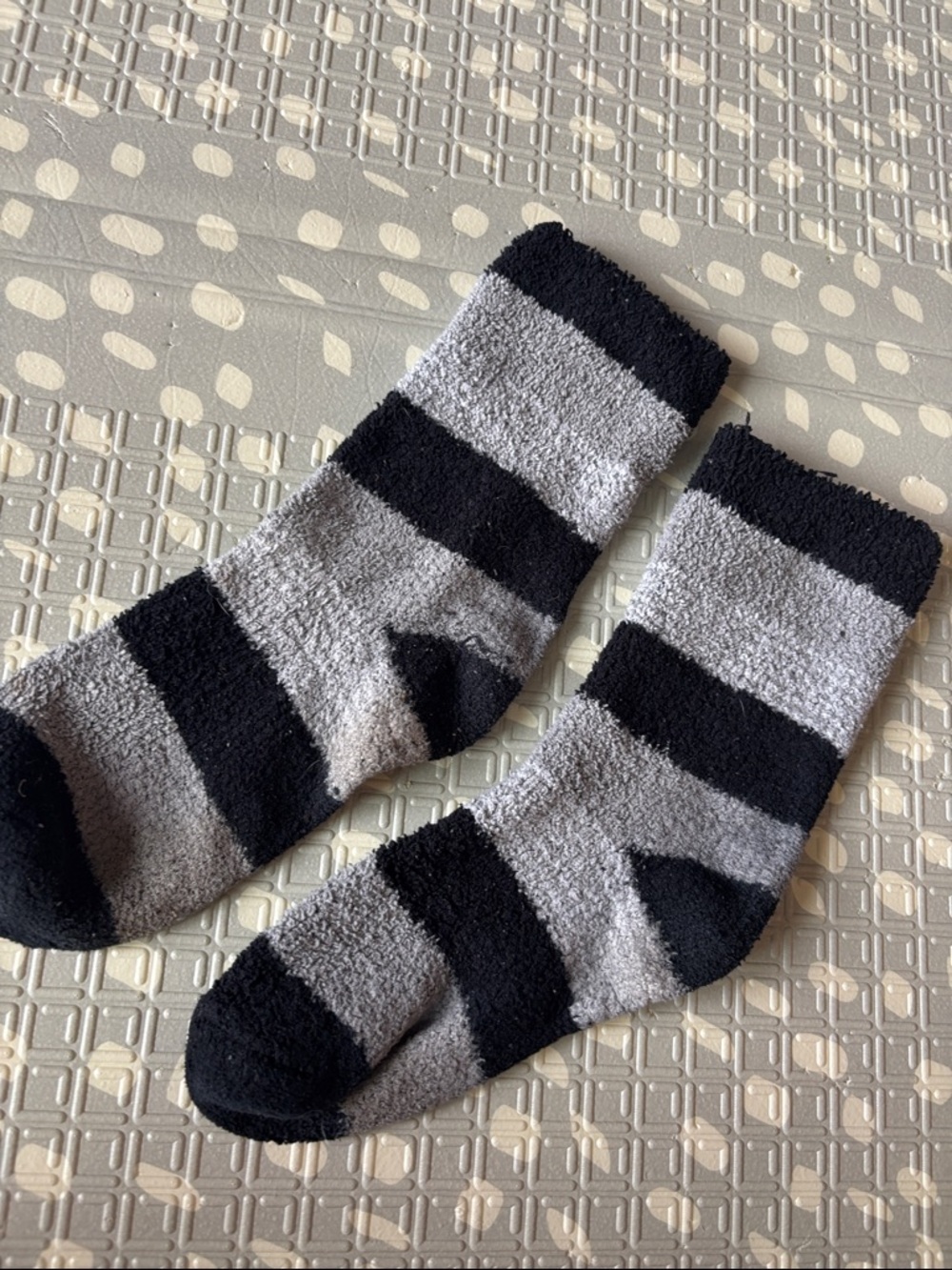 Stripes Fuzzy Socks